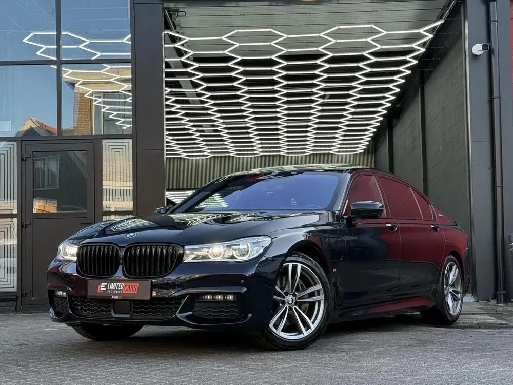BMW 7-serie 740Le iPerformance M-PAKKET uit 2019, foto 5