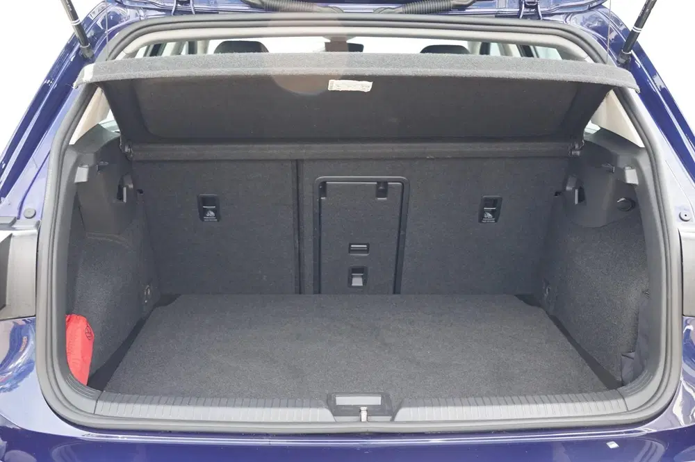 Volkswagen Golf 1.0 eTSI 110pk DSG Life uit 2023, foto 15