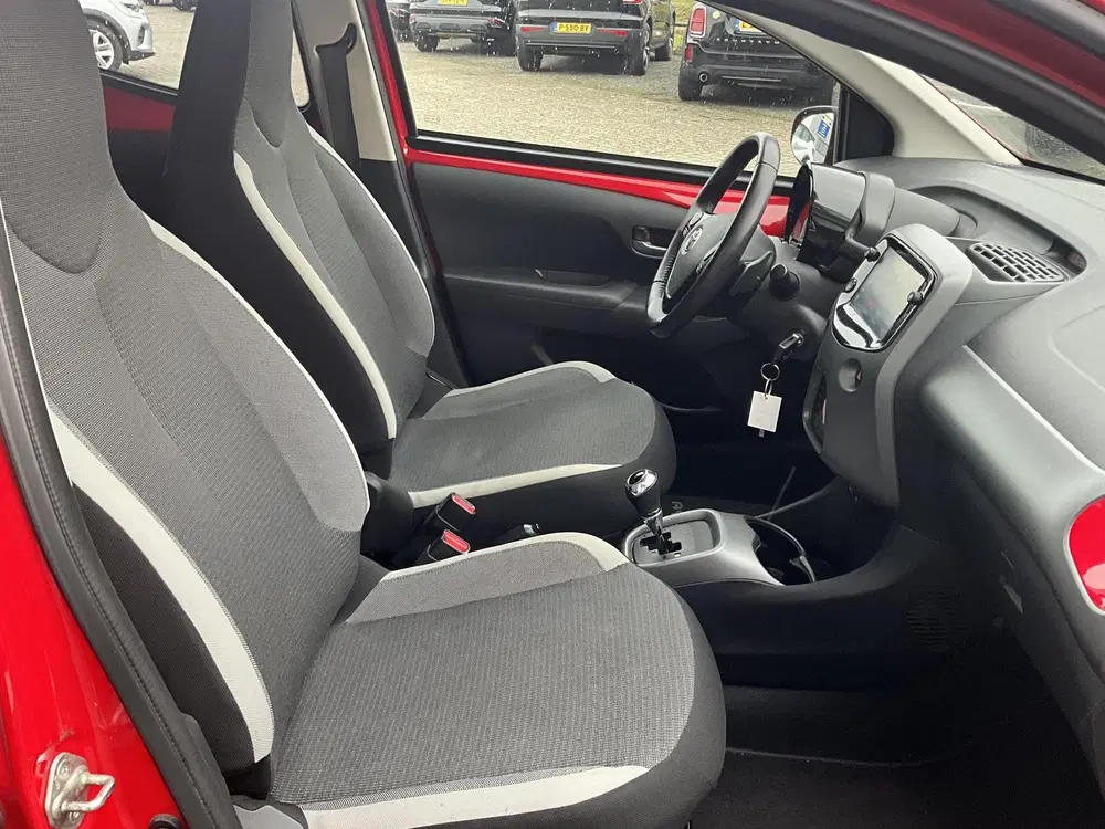 Toyota Aygo 1.0 VVT-i x-joy uit 2020, foto 9