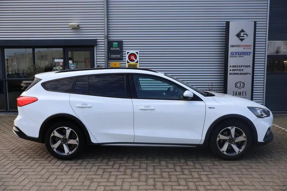 Ford Focus 1.0 Active Business 1e Eigenaar uit 2021, foto 9
