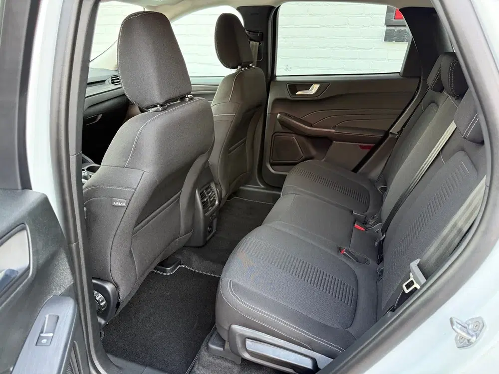 Ford Kuga 2.5 PHEV 243pk e-CVT Active uit 2026, foto 11