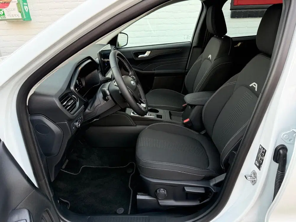 Ford Kuga 2.5 PHEV 243pk e-CVT Active uit 2026, foto 12