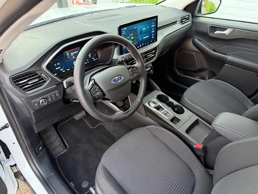 Ford Kuga 2.5 PHEV 243pk e-CVT Active uit 2026, foto 3