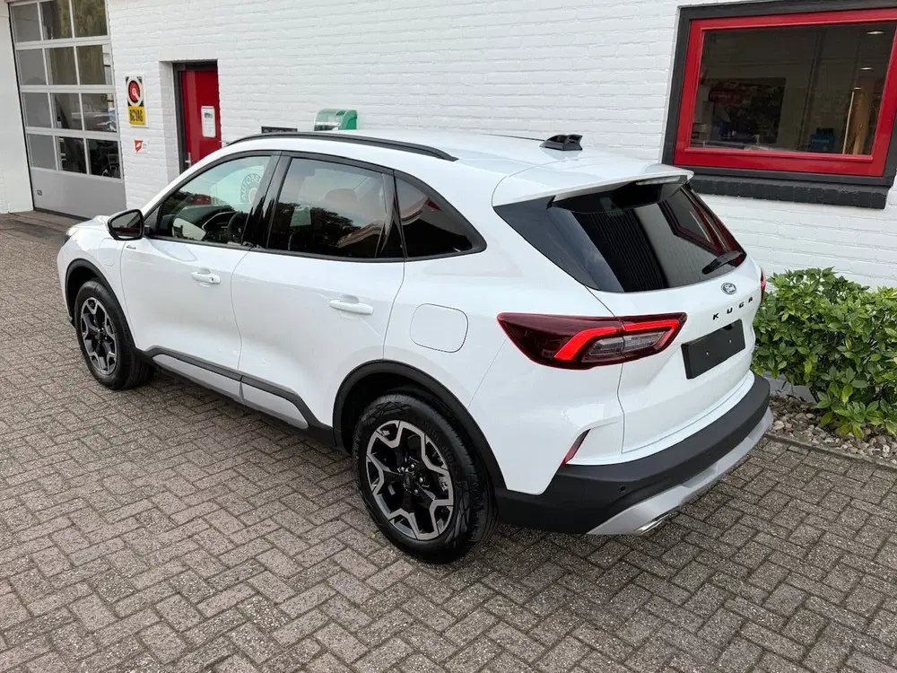 Ford Kuga 2.5 PHEV 243pk e-CVT Active uit 2026, foto 6