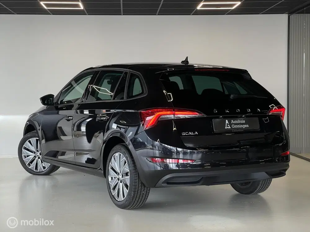 Skoda Scala Tour 1.0 TSI DSG uit 2023, foto 3