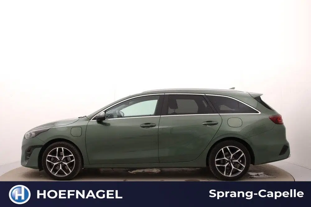 Kia Ceed 1.6 GDI PHEV DynamicLine uit 2024, foto 3