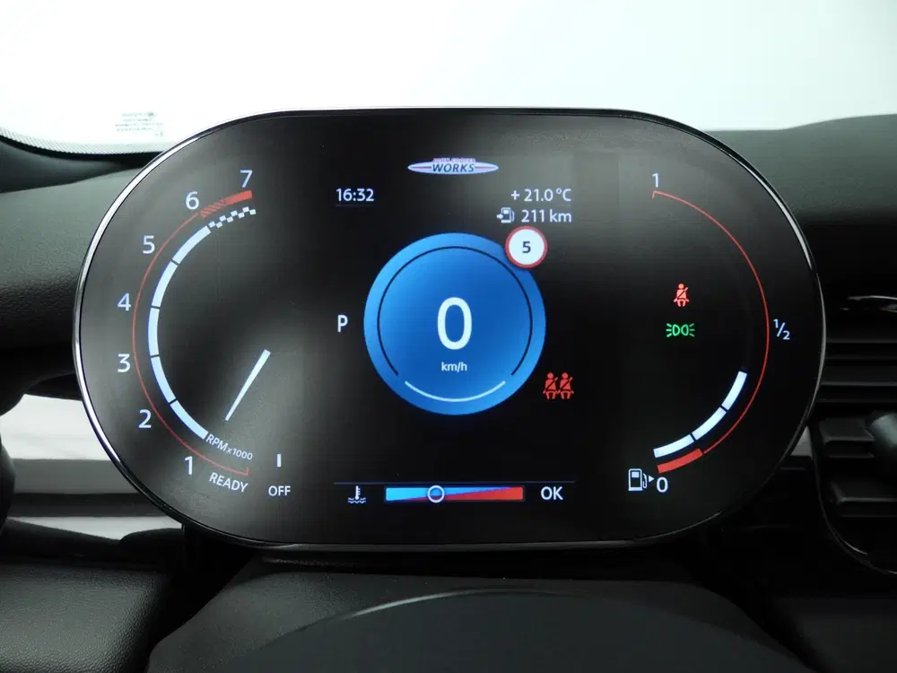 Mini John Cooper Works 2.0 John Cooper Works Essential uit 2022, foto 12