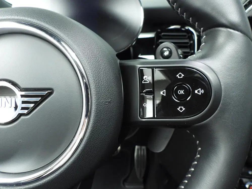 Mini John Cooper Works 2.0 John Cooper Works Essential uit 2022, foto 15