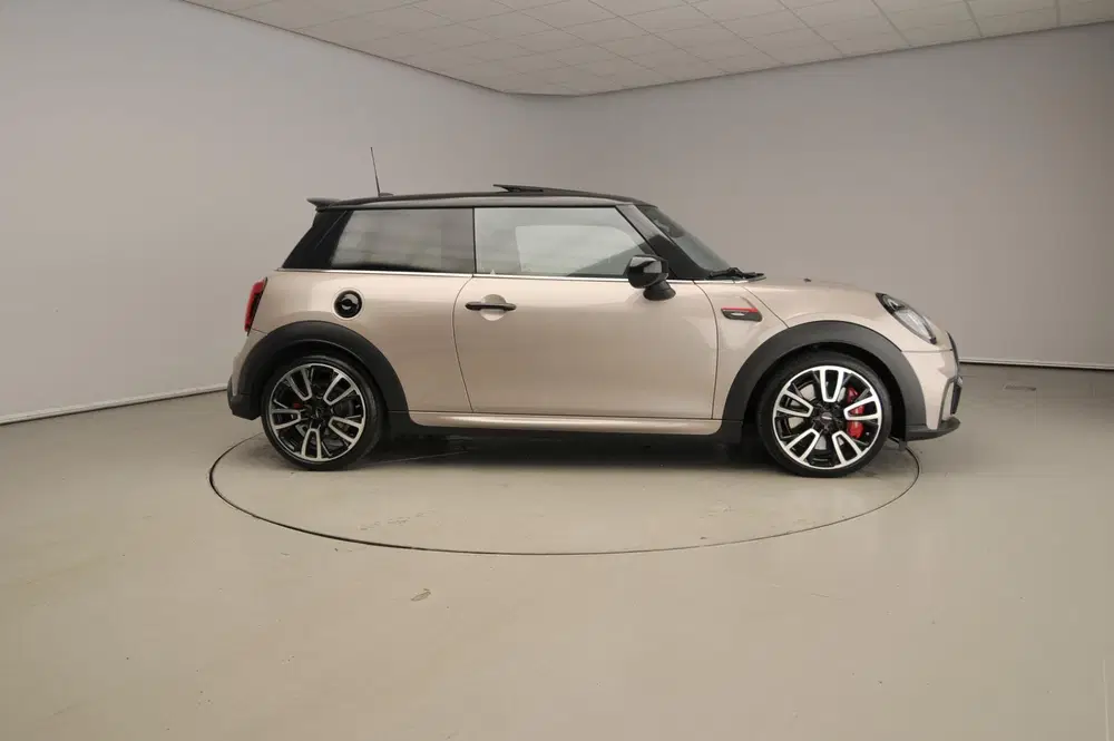 Mini John Cooper Works 2.0 John Cooper Works Essential uit 2022, foto 4