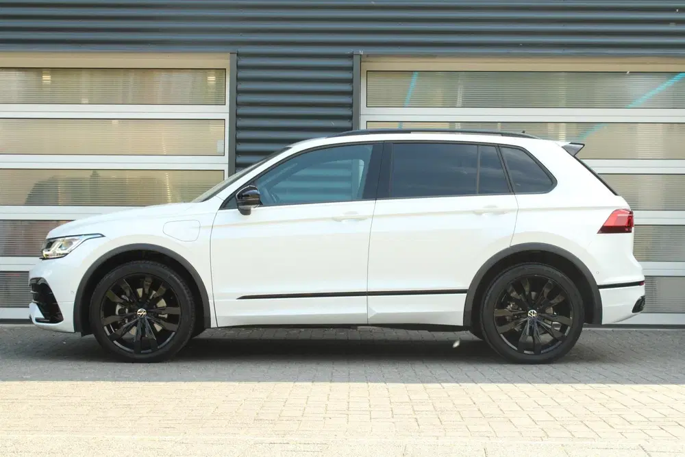 Volkswagen Tiguan 1.4 TSI 245pk eHybrid R-Line Business uit 2023, foto 13