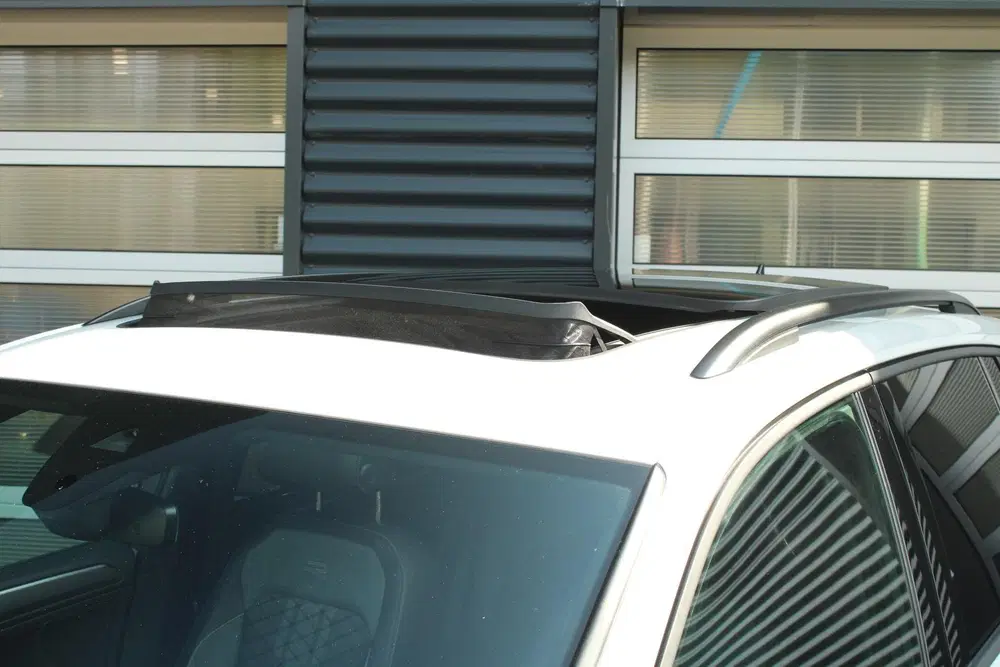 Volkswagen Tiguan 1.4 TSI 245pk eHybrid R-Line Business uit 2023, foto 15
