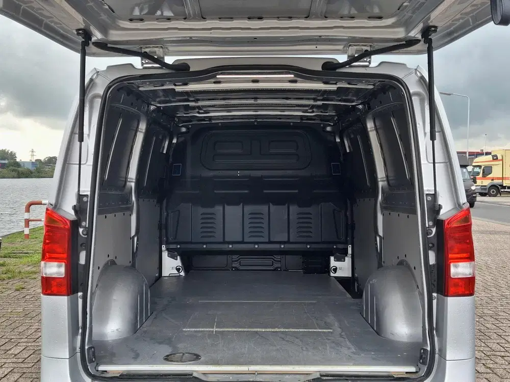Mercedes-Benz Vito 116 CDI Extra Lang uit 2021, foto 6