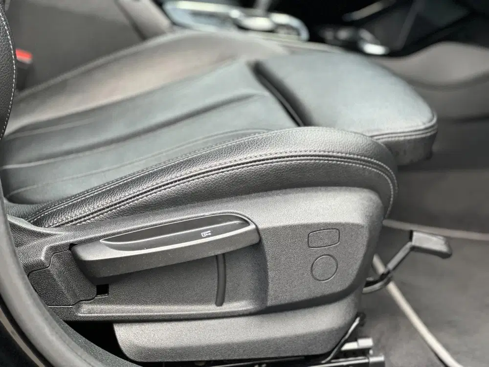 BMW 1-serie 118i Business Edition Plus uit 2021, foto 13