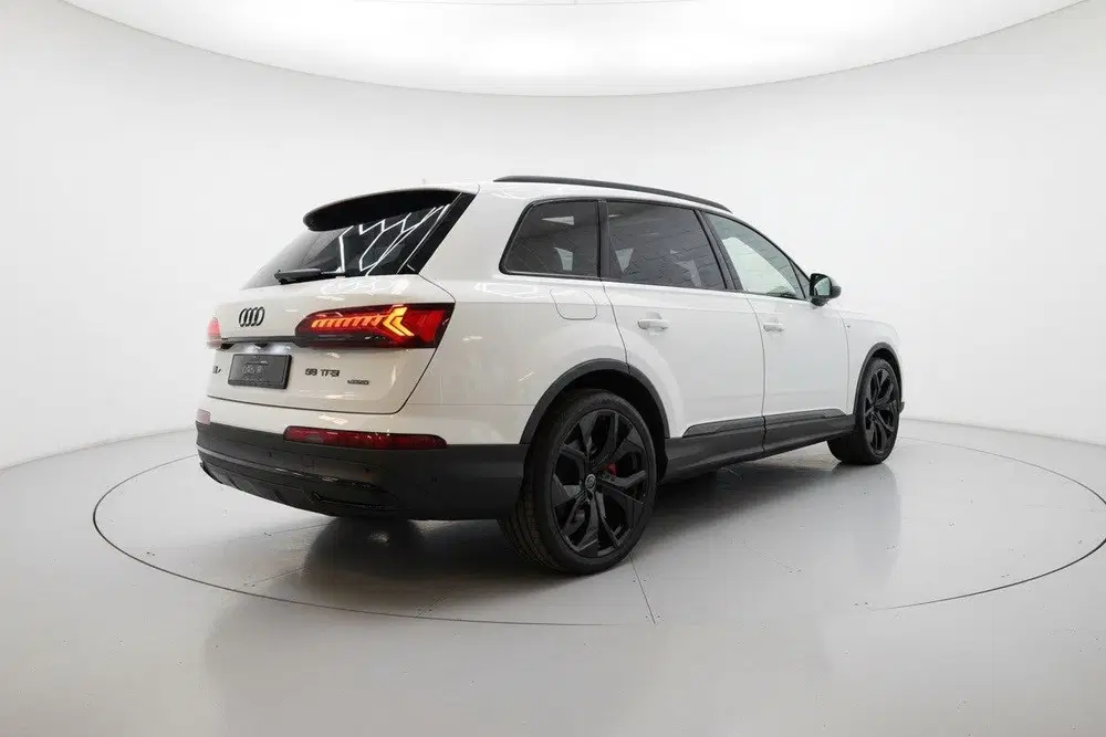Audi Q7 55 TFSI e quattro S LINE PANO RS STOEL B&O uit 2020, foto 6