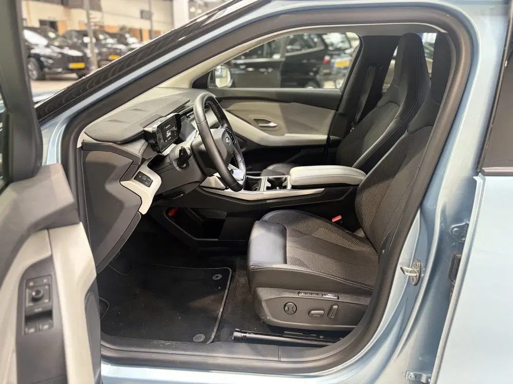 Ford Explorer Select Extended Range RWD 77 kWh 286pk uit 2025, foto 10