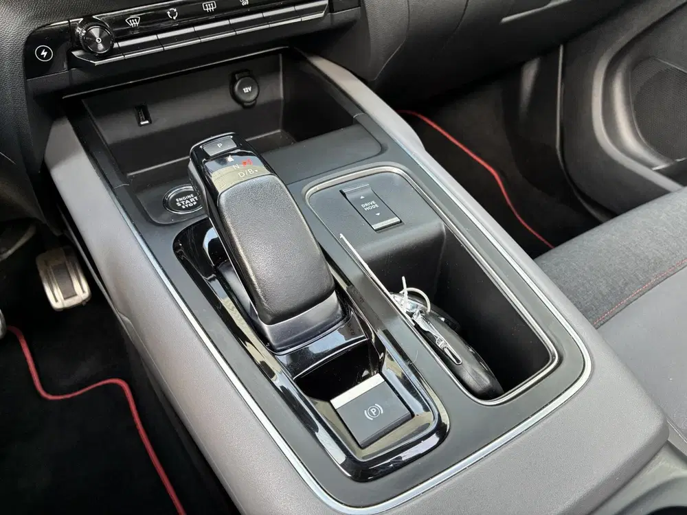 Citroën C5 Aircross Citroen C5 Aircross 1.6 Plug-in Hybrid Car uit 2022, foto 10