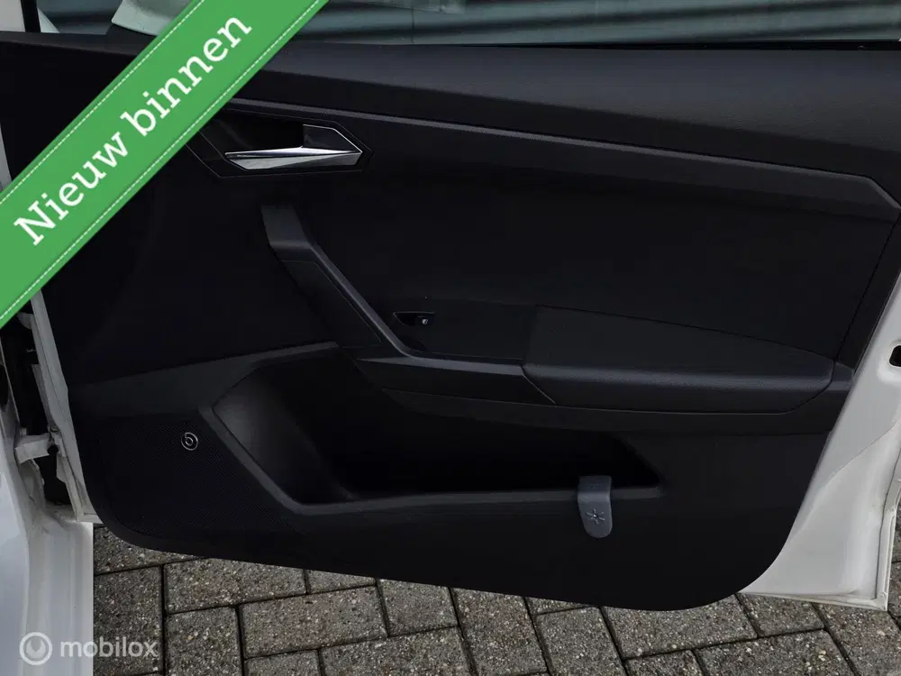 SEAT Ibiza 1.0 TSI Business Intense uit 2021, foto 15