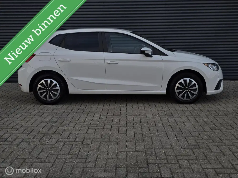 SEAT Ibiza 1.0 TSI Business Intense uit 2021, foto 2