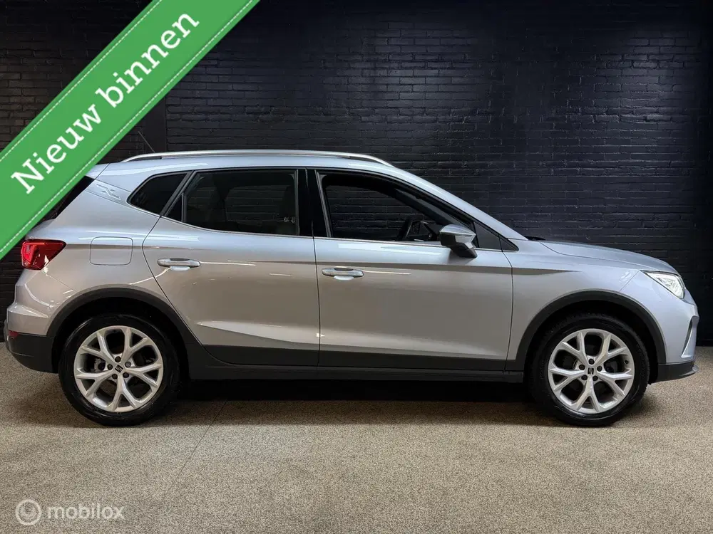 SEAT Arona 1.0 TSI FR 1e EIG 110pk APPLE VIRTUEL PDC uit 2023, foto 2
