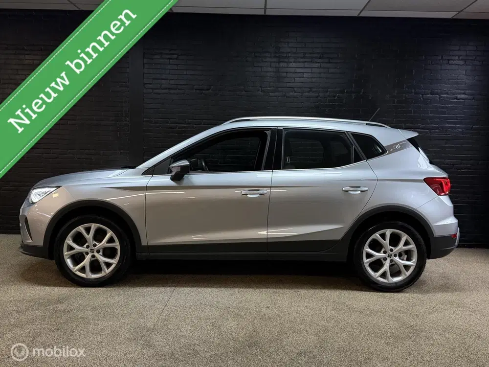 SEAT Arona 1.0 TSI FR 1e EIG 110pk APPLE VIRTUEL PDC uit 2023, foto 3