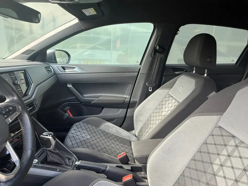Volkswagen Taigo 1.0 TSI 110pk DSG R-Line Carplay uit 2022, foto 12