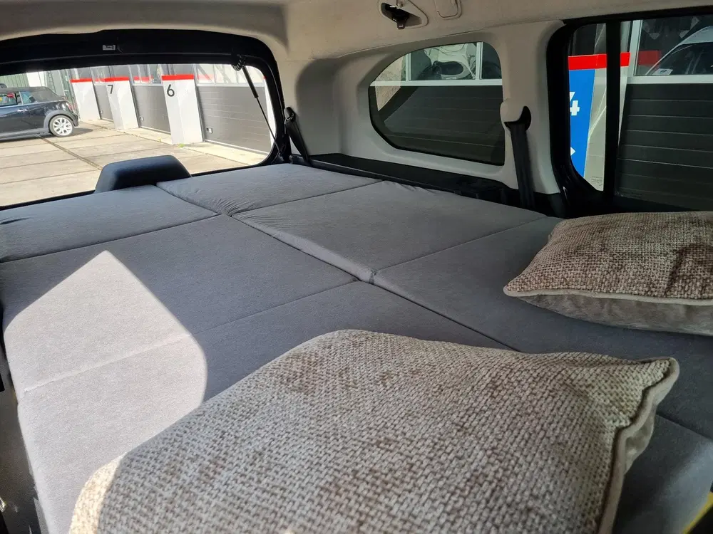 Opel Combo 1.2 Turbo L2H1 Edition MINICAMPER uit 2021, foto 13