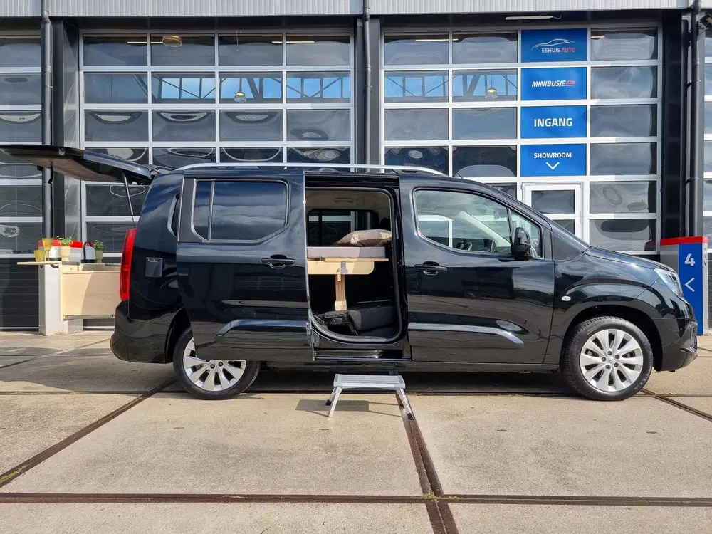 Opel Combo 1.2 Turbo L2H1 Edition MINICAMPER uit 2021, foto 2