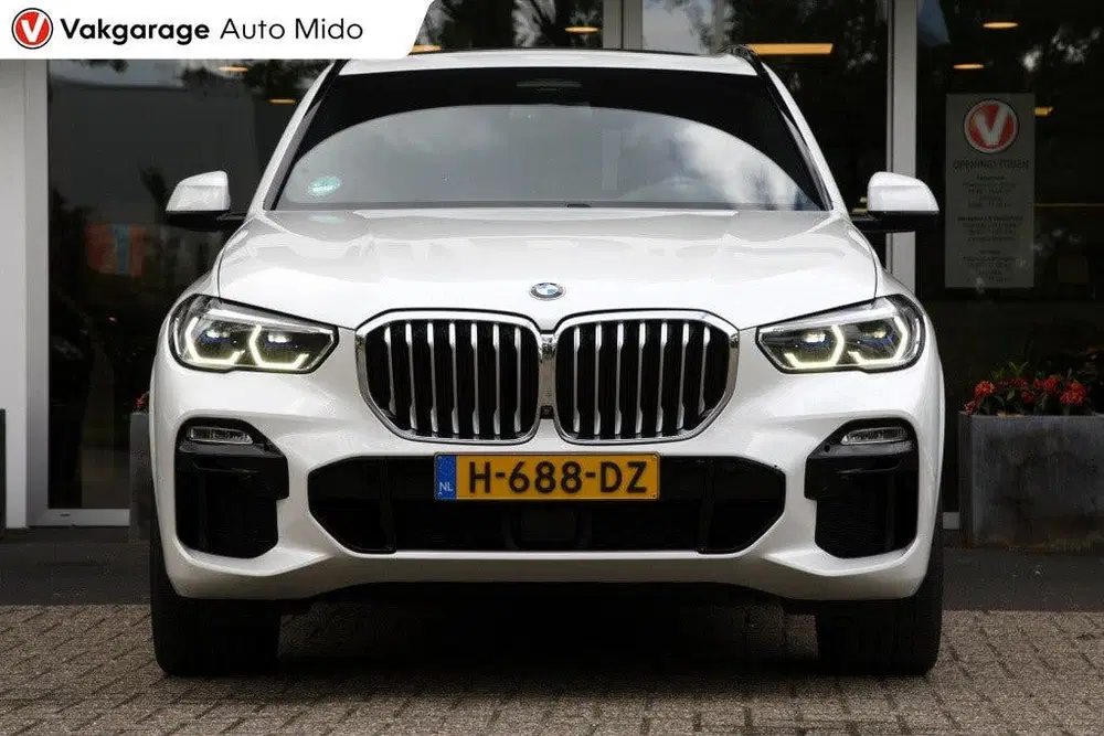 BMW X5 xDrive40i High Executive M-Sport uit 2020, foto 8