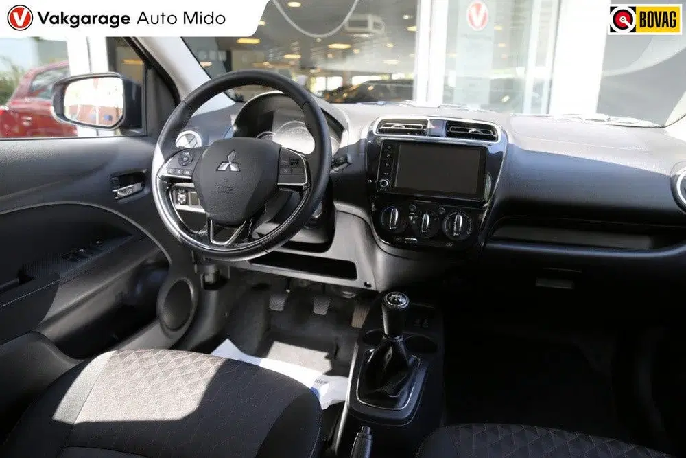 Mitsubishi Space Star 1.2 Dynamic uit 2024, foto 10