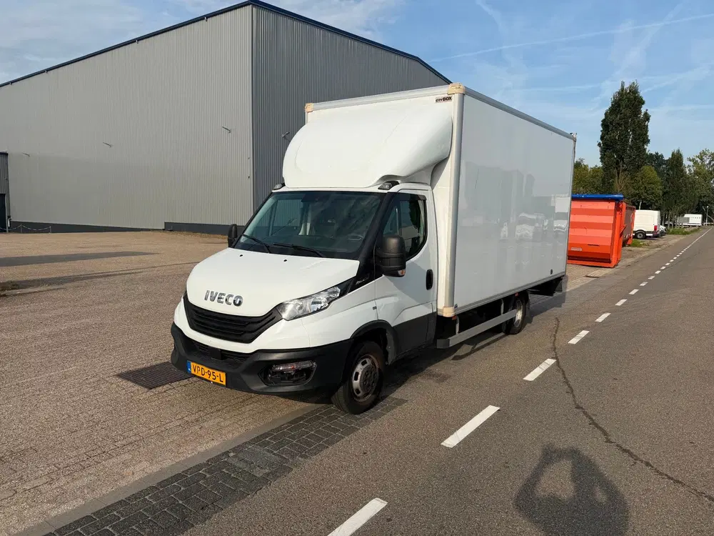 Iveco Daily Daily Bakwagen Automaat uit 2022, foto 3