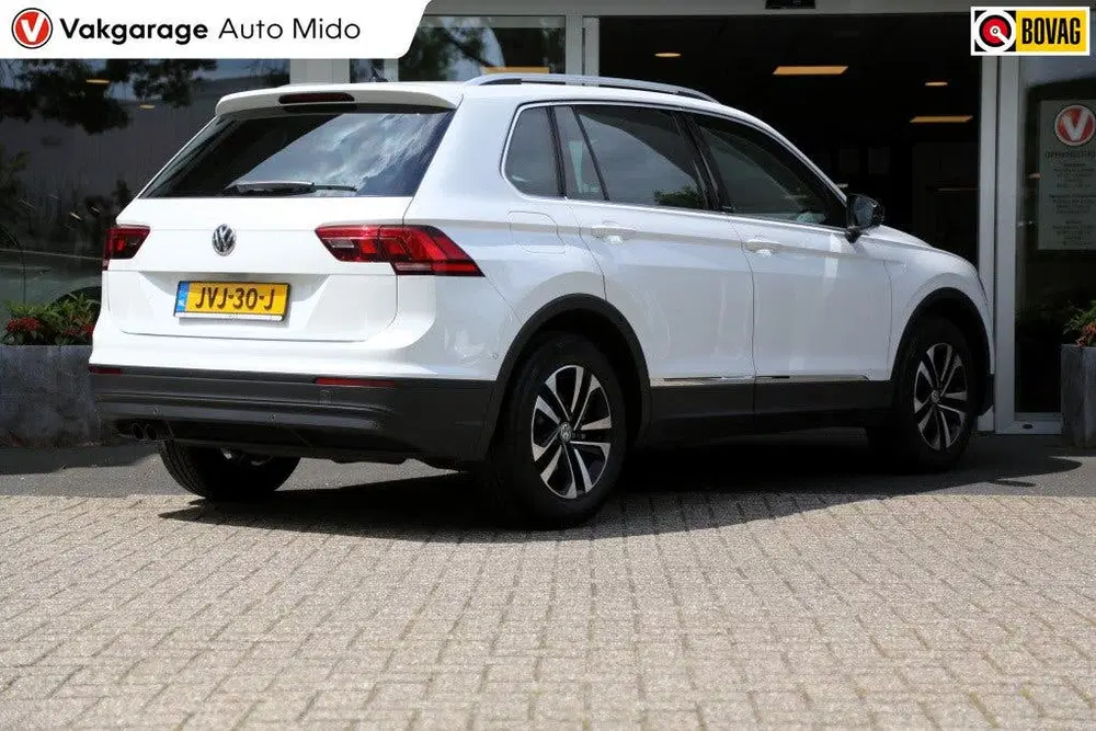 Volkswagen Tiguan 1.5 TSI ACT Automaat Comfortline uit 2019, foto 2