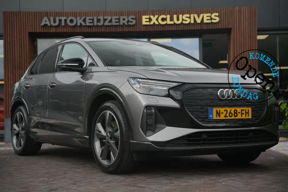 Audi Q4 e-tron 35 Launch edition Advanced 55 kWh Verkeers uit 2021