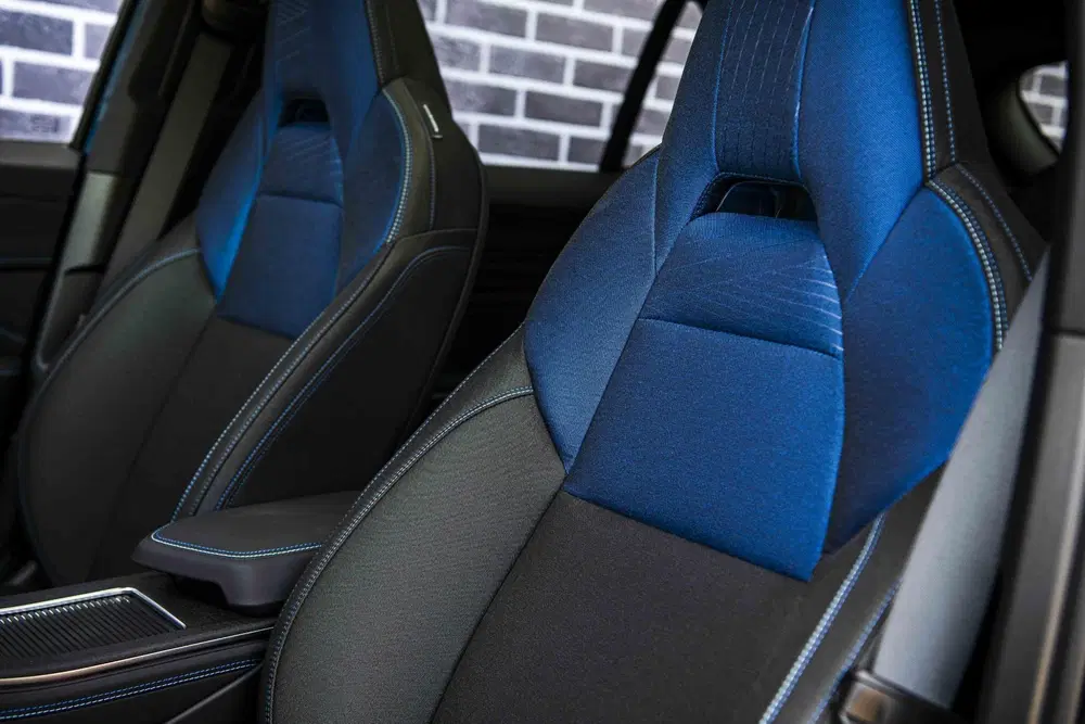 Lynk & Co 01 1.5 Plug-in Hybrid uit 2023, foto 4