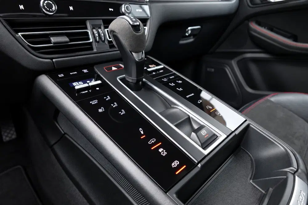 Porsche Macan 2.9 GTS PANO SPORT CHRONO BOSE uit 2022, foto 13