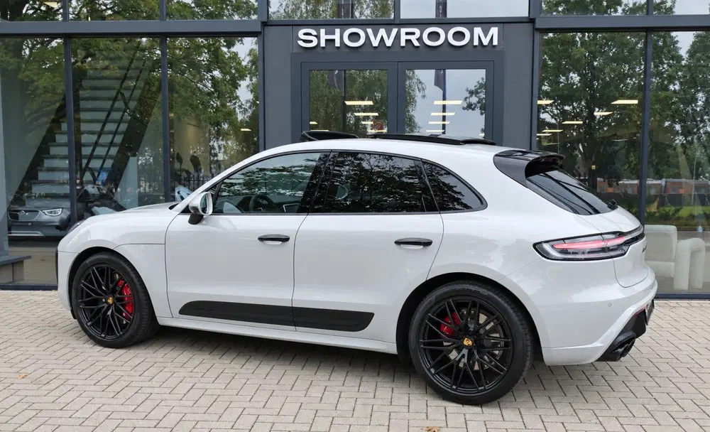 Porsche Macan 2.9 GTS PANO SPORT CHRONO BOSE uit 2022, foto 2