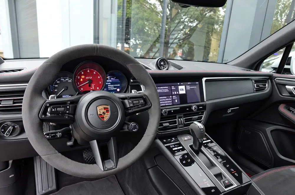 Porsche Macan 2.9 GTS PANO SPORT CHRONO BOSE uit 2022, foto 4