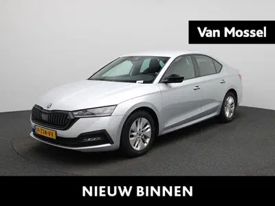 Skoda Octavia 1.0 e-TSI Sport Business uit 2022