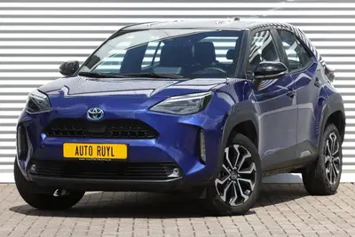 Toyota Yaris Cross 1.5 Hybrid Dynamic Bi-Tone Navi uit 2023
