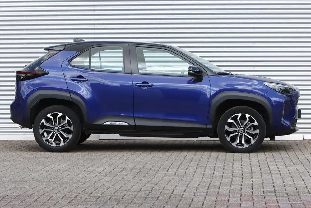 Toyota Yaris Cross 1.5 Hybrid Dynamic Bi-Tone Navi uit 2023, foto 3