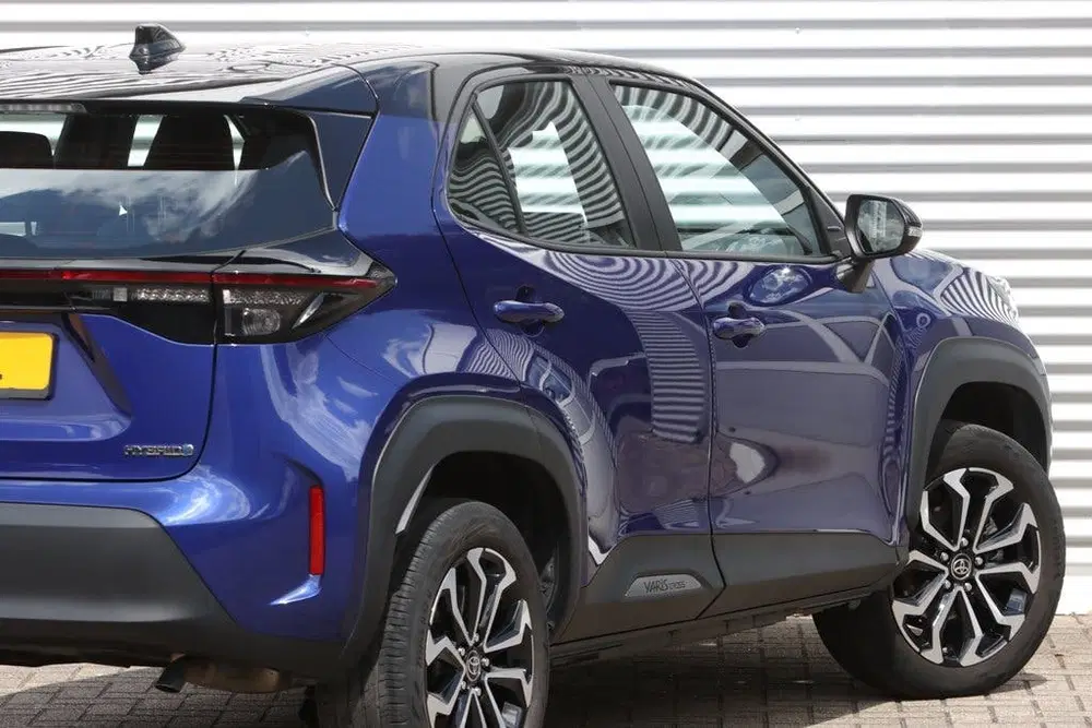 Toyota Yaris Cross 1.5 Hybrid Dynamic Bi-Tone Navi uit 2023, foto 7