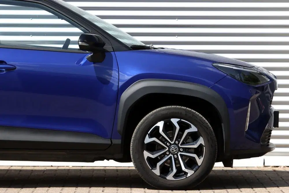 Toyota Yaris Cross 1.5 Hybrid Dynamic Bi-Tone Navi uit 2023, foto 8
