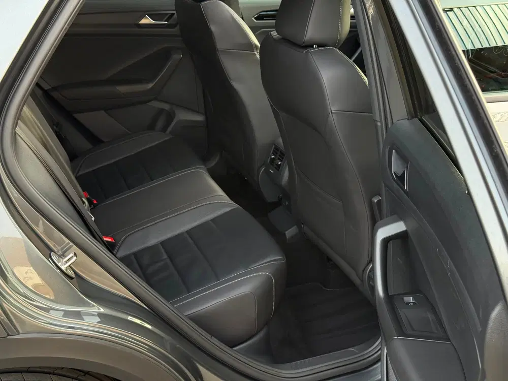 Volkswagen T-Roc 2.0 TSI 4Motion R uit 2020, foto 10