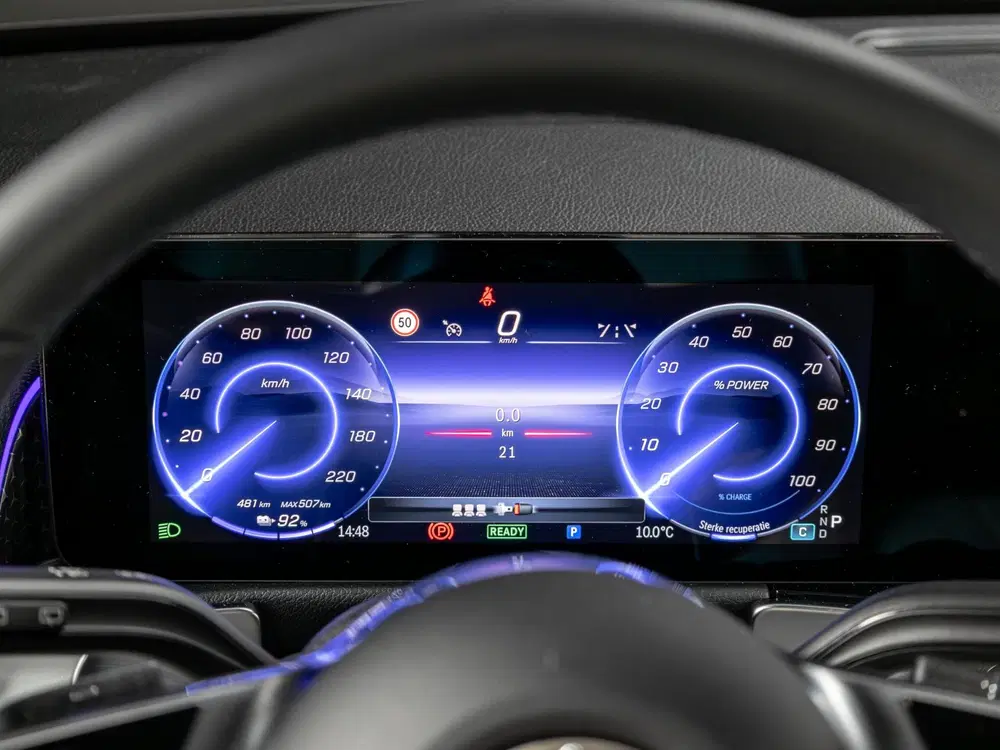 Mercedes-Benz EQB 250+ Business Solution Luxury Panorama dak uit 2026, foto 13