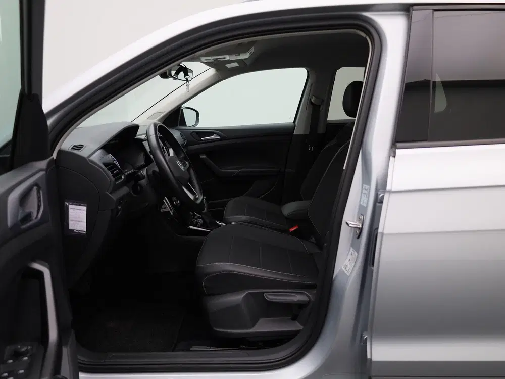 Volkswagen T-Cross 1.0 TSI Life uit 2022, foto 9