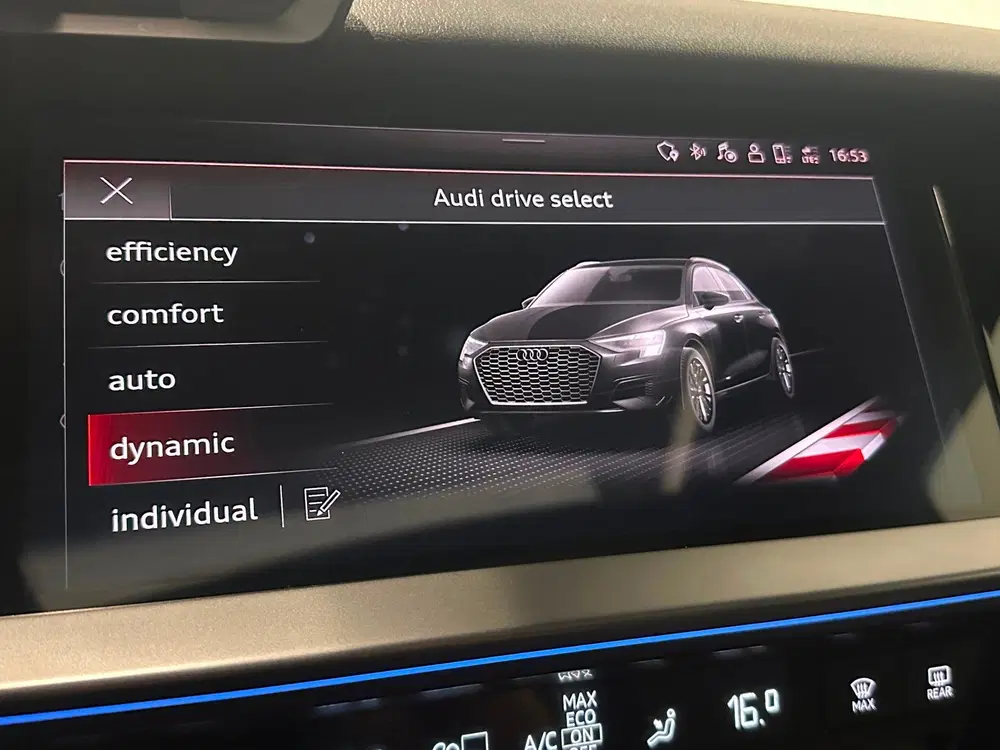 Audi A3 35 TFSI edition one uit 2021, foto 10