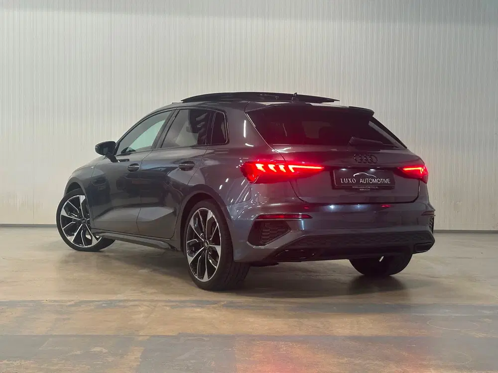 Audi A3 35 TFSI edition one uit 2021, foto 2