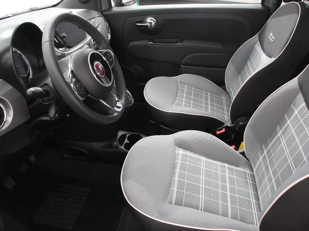 Fiat 500 1.0 Hybrid Lounge Plus Cruise control Pano uit 2021, foto 8