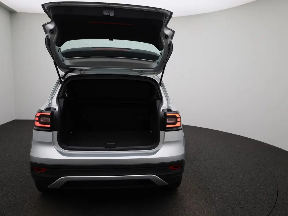 Volkswagen T-Cross 1.0 TSI Life uit 2021, foto 11