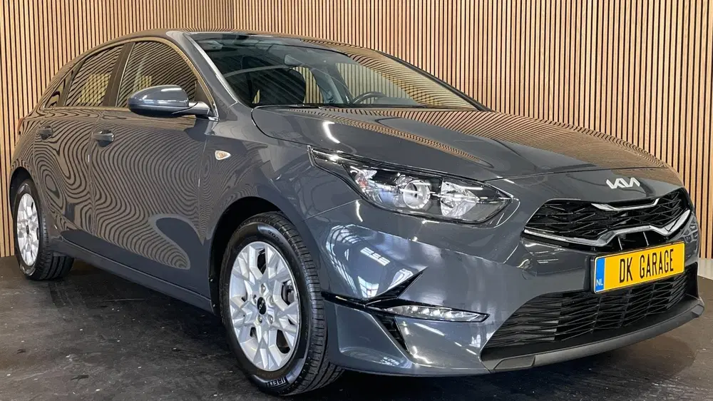 Kia Ceed 1.5 T-GDi DynamicLine uit 2022, foto 12
