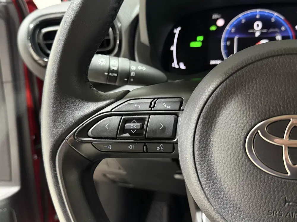 Toyota Yaris Cross 1.5 Hybrid 115 Active Orgineel Nederlands uit 2025, foto 12